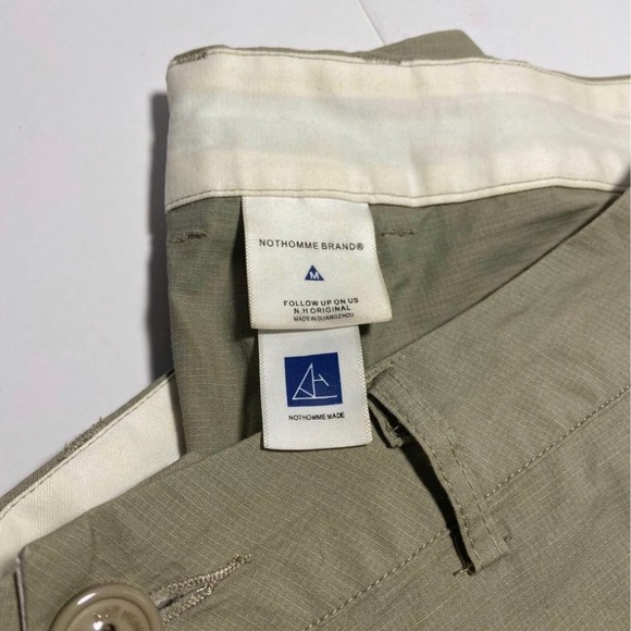 NOTHOMME green cargo pants in Medium. Cool print on the upper leg area - Picture 3 of 3